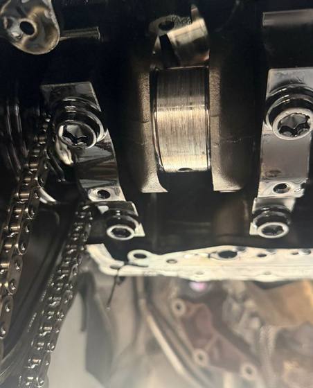 Timing chain and engine internals during a repair in Kent